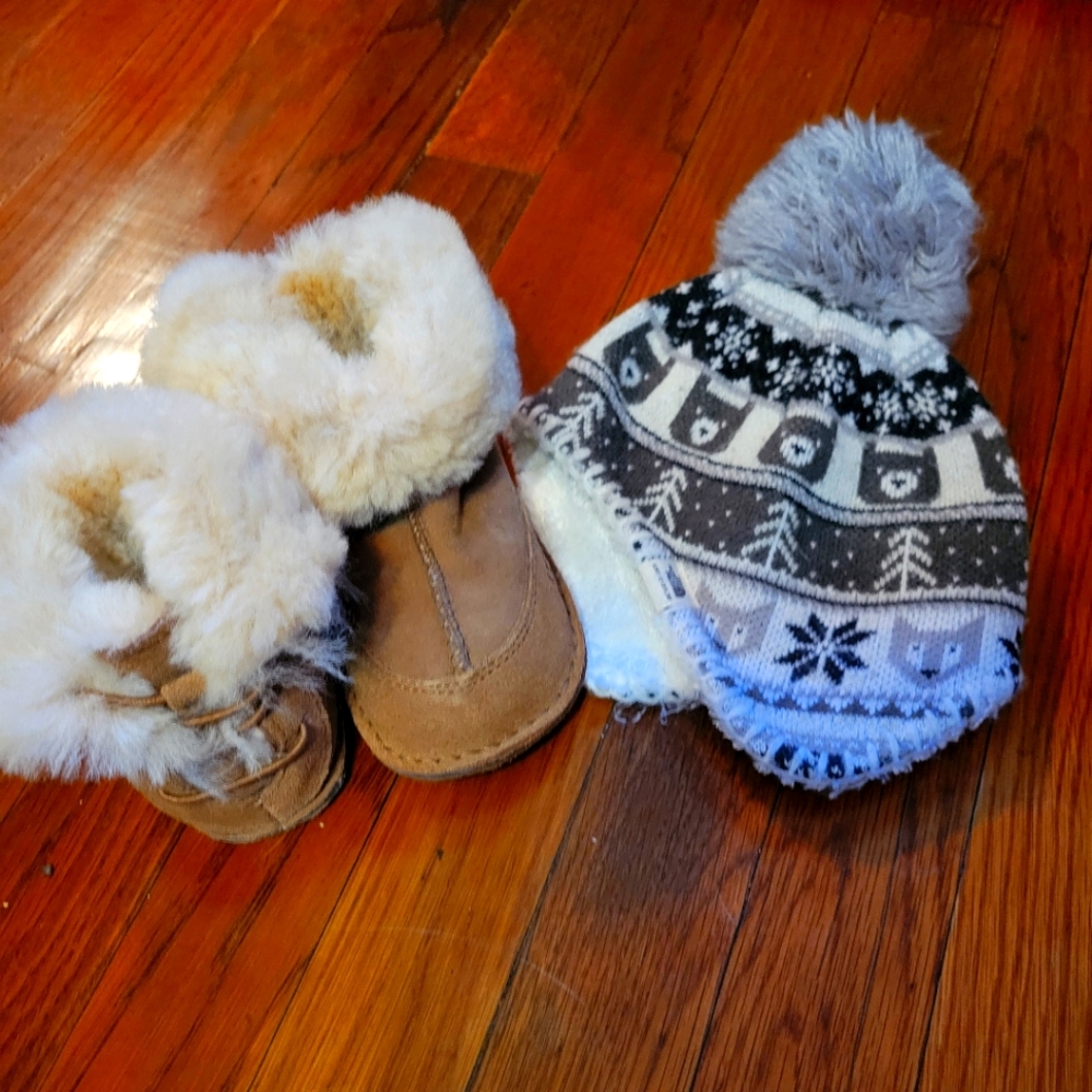 Australian Uggs large North Face Bennie